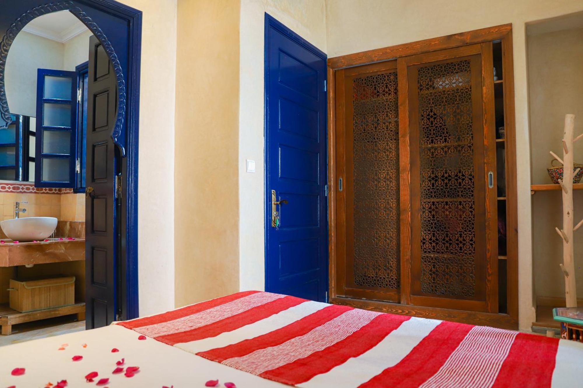 Riad Marosko Эс-Сувейра Номер фото